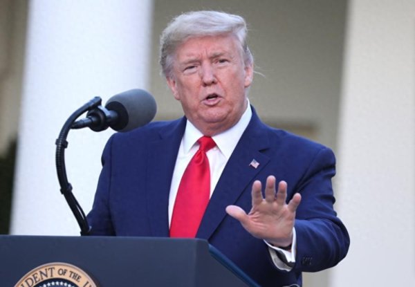 芝麻财富 万余美军已就位！特朗普天价悬赏马杜罗人头，准备打响侵略战争？